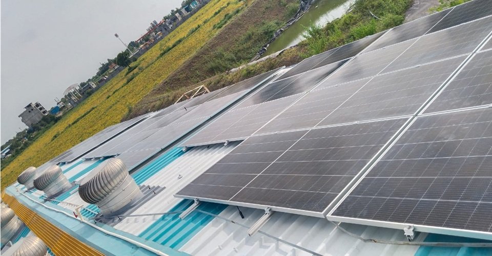Freyr Energy helps Marathwada’s FPOs by saving Rs 23 Lakhs annually with rooftop solar systems